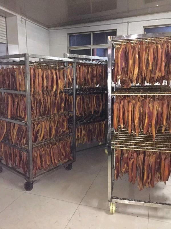 益陽瑪山產(chǎn)業(yè)機械有限公司，湖南益陽螺旋風(fēng)管廠家，熱風(fēng)食品烤房