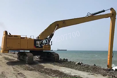 【挖掘機加長臂】挖掘機加長臂在施工的時有哪些優勢和好處？